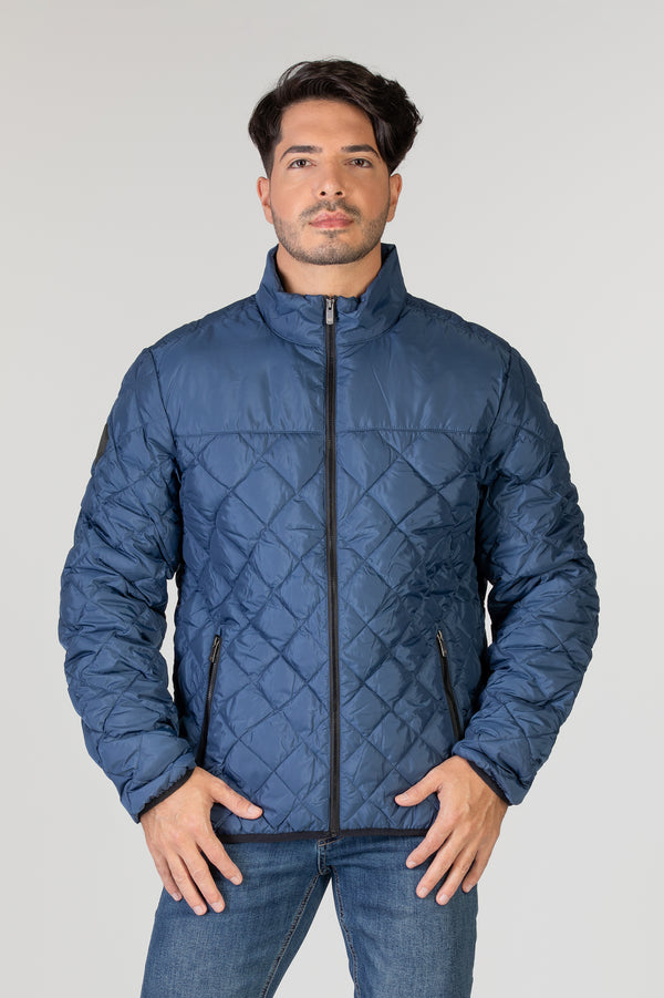 Manteau léger corporatif bleu pour les entreprises. Éco-responsable avec tissu recyclé pour homme allant jusqu'à Taille Plus. Doudoune matelassée.